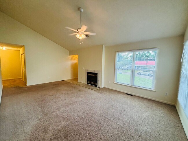 Foto del edificio - 3 Bedroom, 2 Bath House