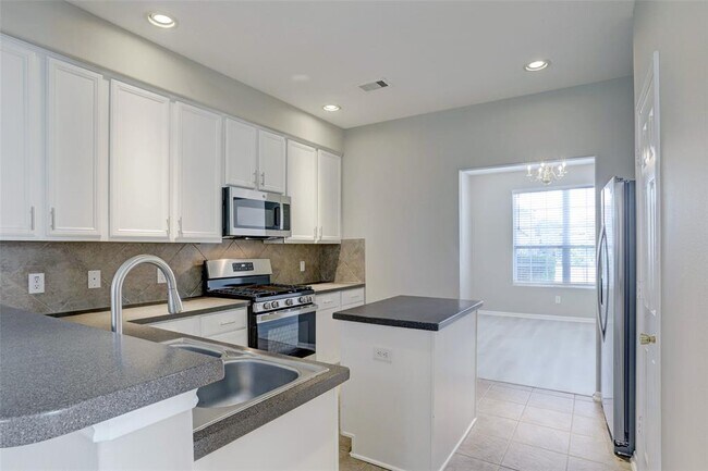 Foto del edificio - 22618 Spring Crossing Dr