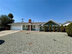 Building Photo - 26632 Oakmont Dr