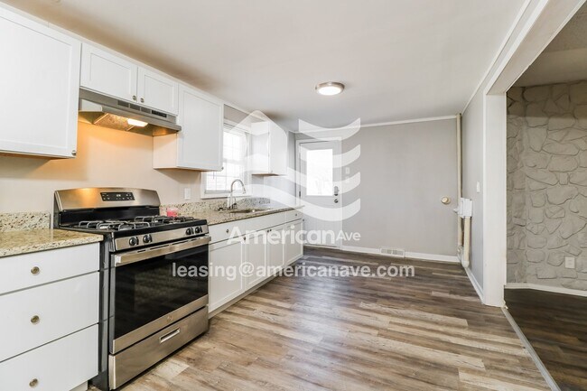 Building Photo - 1127 Williams St