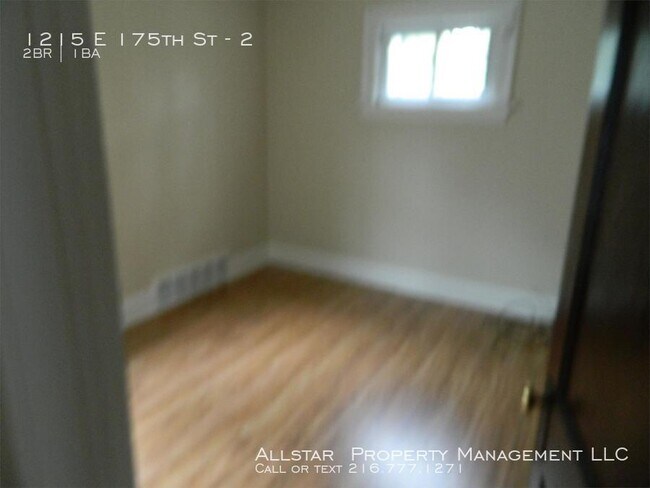 Foto del edificio - 1215 E 175th St