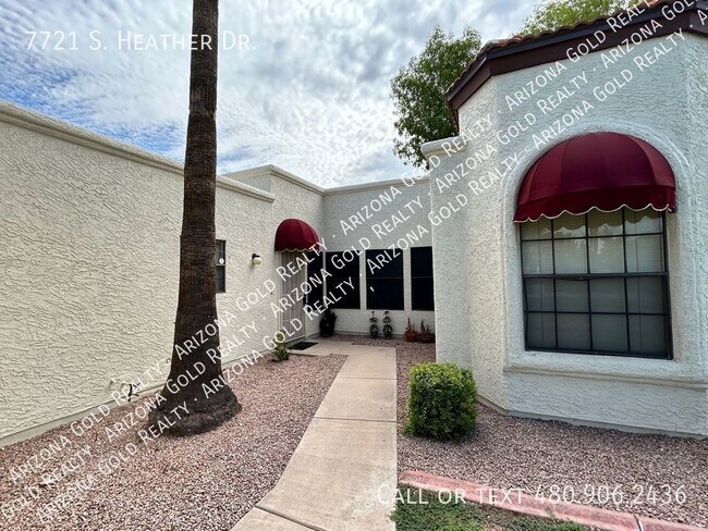 Building Photo - Tempe Royal Palms
