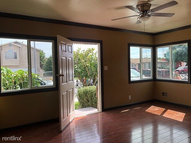 Building Photo - 1 br, 1 bath Apartment - 2809 Willow Place