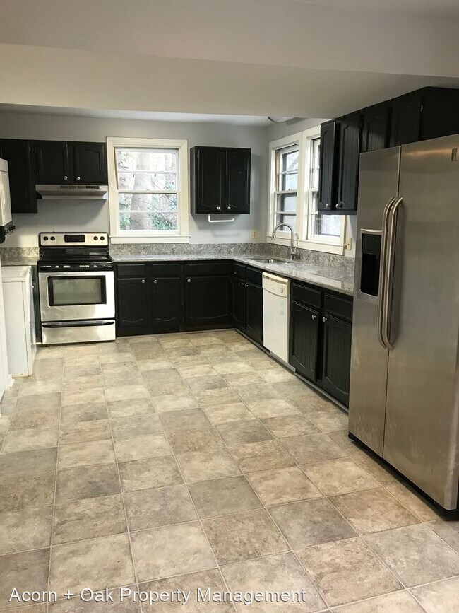 Foto del edificio - 4 br, 2 bath House - 125 Purefoy Rd