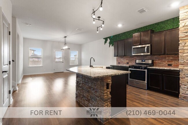 Foto del edificio - 2022 Valley Ranch 5-Bedroom | Primary Suite Downstairs | 3.5 Baths | Resort-Style Amenities