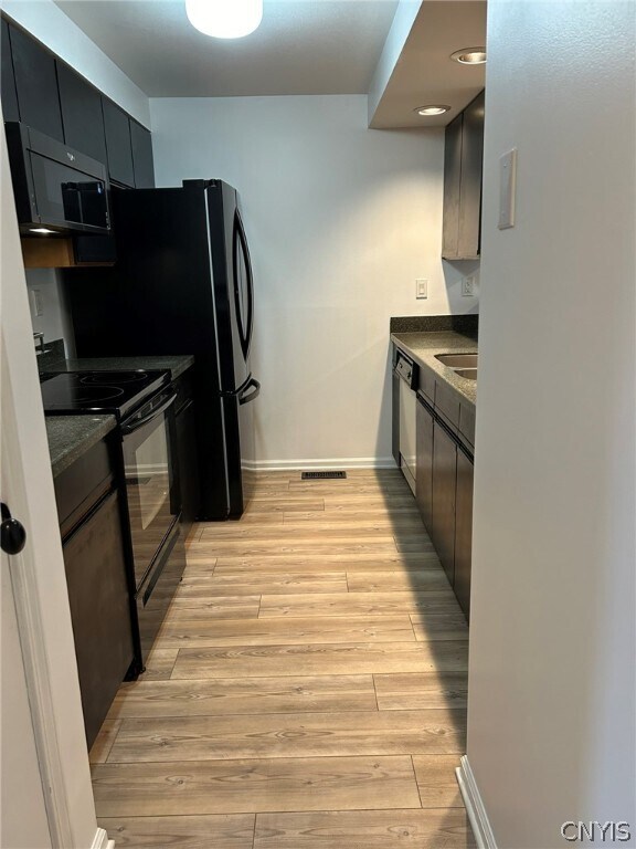 Building Photo - 6180 Heddy Ln