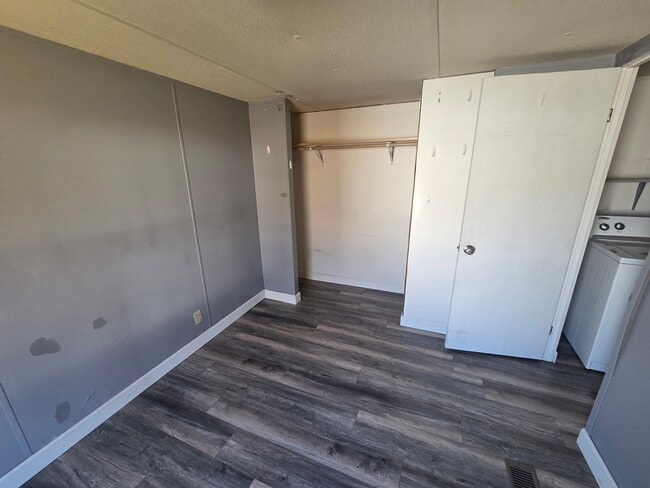 Building Photo - 745 Barren Hollow Rd