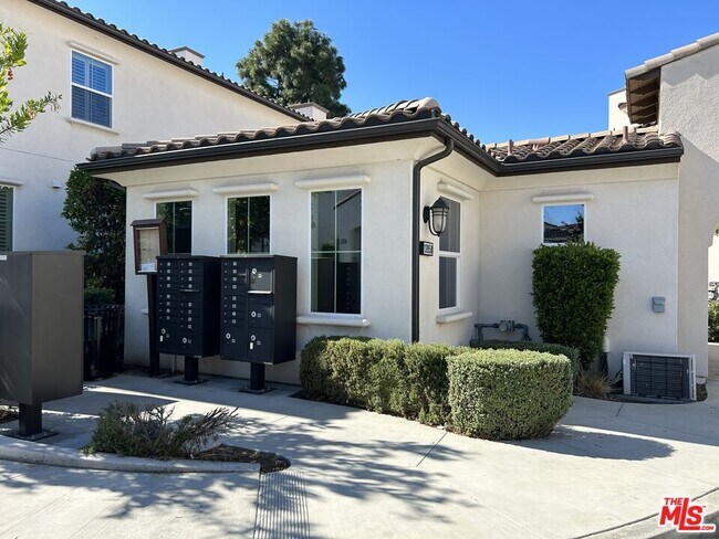 Foto del edificio - 11144 Bunker Ln