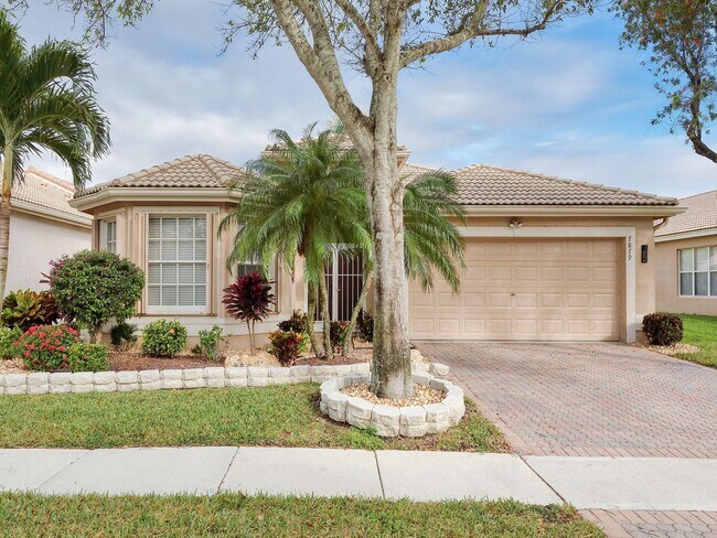 Building Photo - 7879 San Isidro St