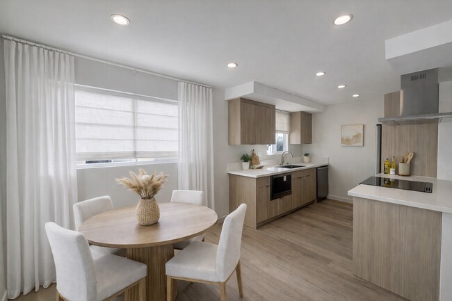 Foto del edificio - 1302 Amethyst St