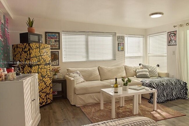 Building Photo - 420 NW 111th St