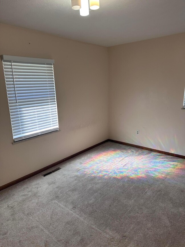 Foto del edificio - 388 Gamewood Dr