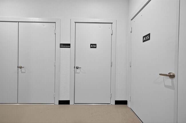Foto del edificio - 6804 Westview Dr