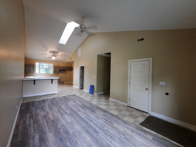 Living Room open floor plan - 5301 Mansfield Ct