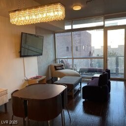 Foto del edificio - 353 E Bonneville Ave