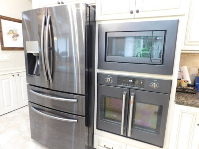 Building Photo - Beautiful Home Located In Indigo Run