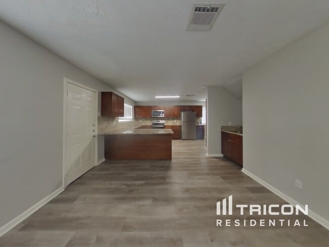 Building Photo - 4311 Chestergate Dr
