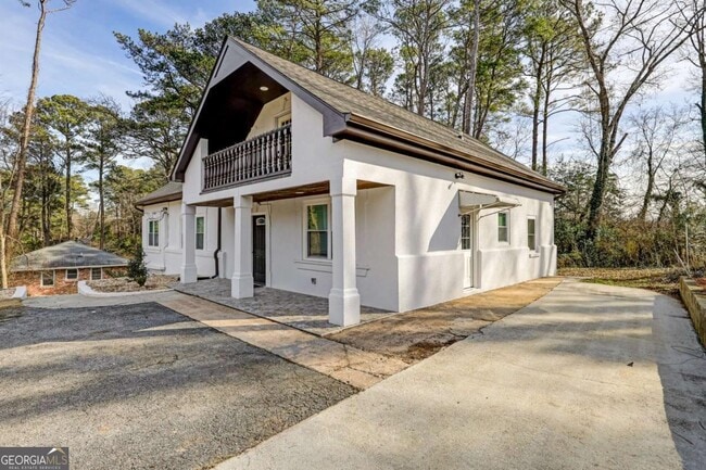 Foto del edificio - 1887 Shalimar Dr NE