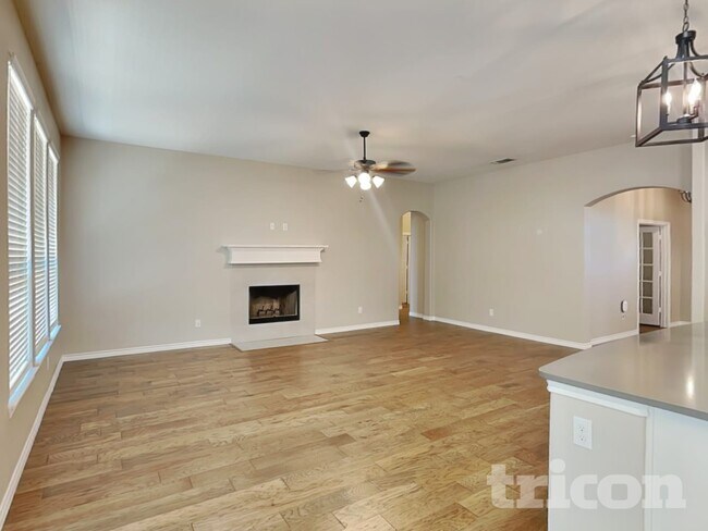 Foto del edificio - 330 Abbott Ln