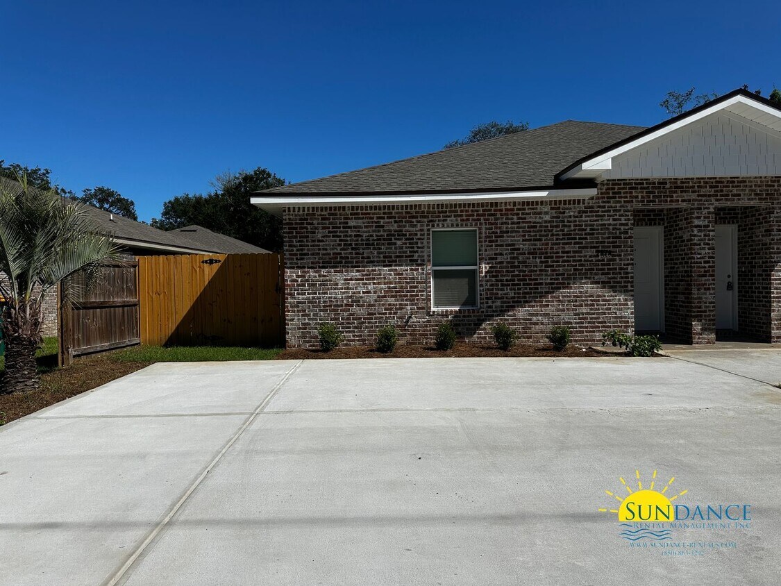 Foto principal - Lovely New Construction Unit in Fort Walto...