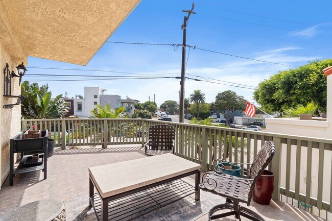 Building Photo - 620 El Redondo Ave