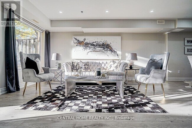 Photo du bâtiment - 988 Sheppard Ave W