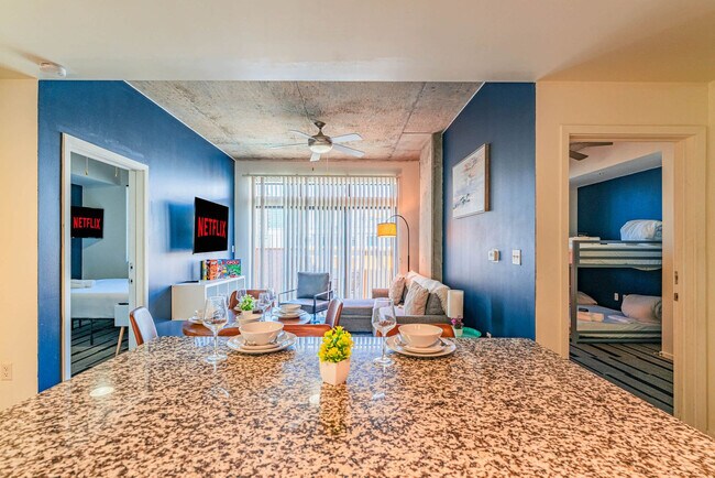 Foto del edificio - 333 E Roosevelt St