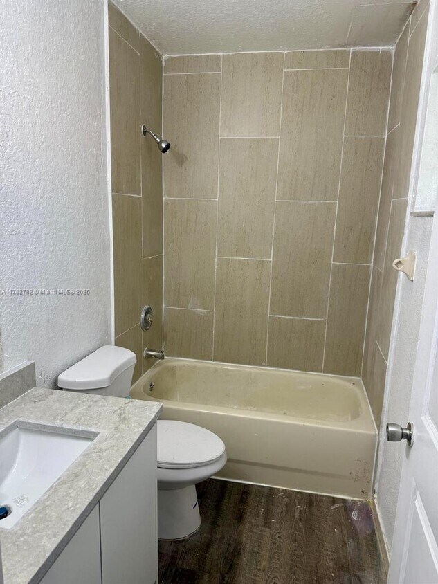 Foto del edificio - 621 SW 10th St