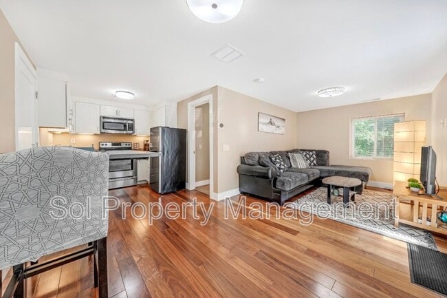 Building Photo - 20800 Locust Dr