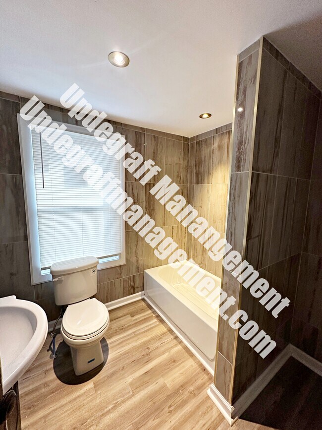 Foto del edificio - 174 Milton St