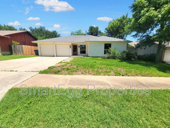 Building Photo - 4802 Gray Fox Dr