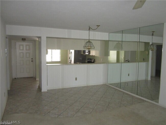 Building Photo - 7300 St Ives Way