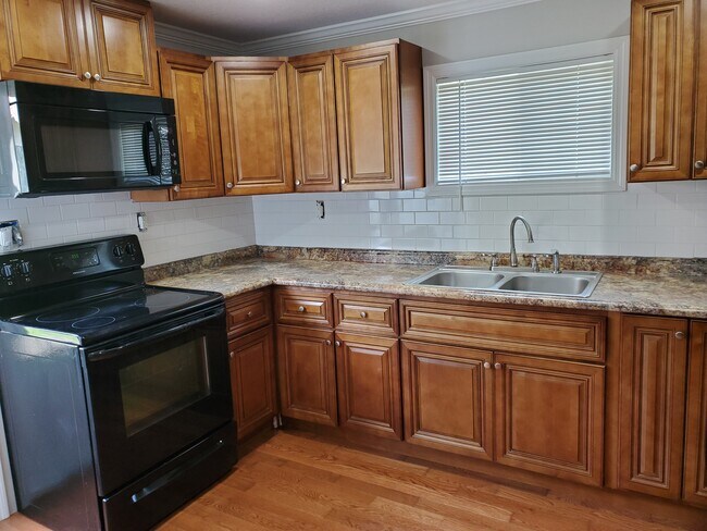 Kitchen - 329 Loop Drive