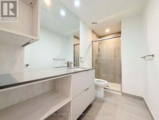 Building Photo - 1 Fairview Rd E