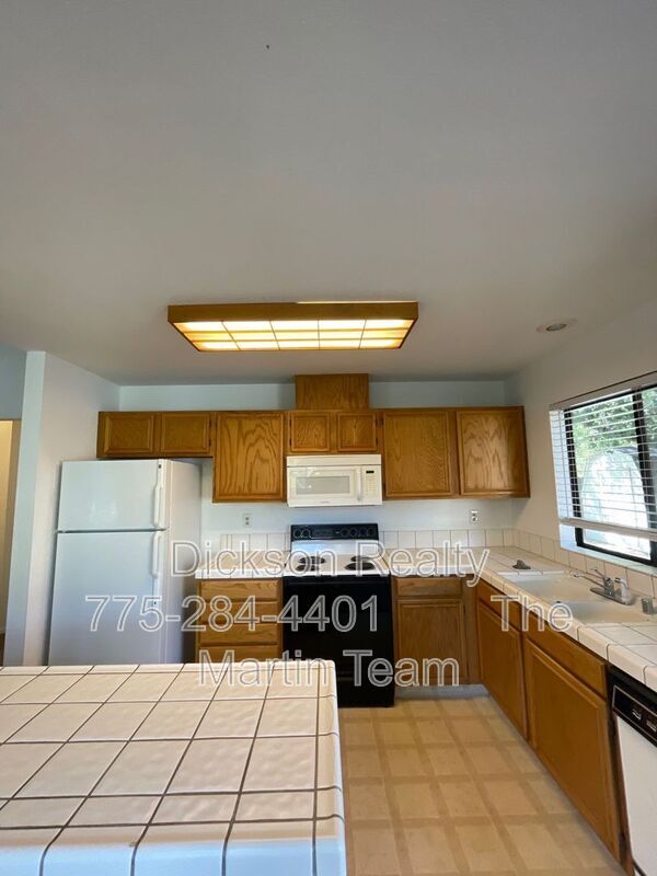 Foto del edificio - 1785 Shadow Park Dr