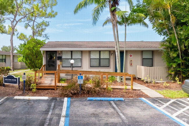 Leasing Office - The Cottages @ Stillwater