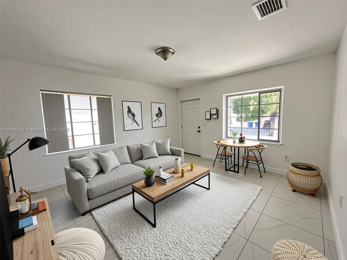 Foto principal - 1020 NW 33rd Ave