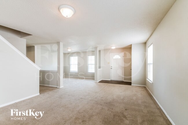 Building Photo - 12663 Republic Dr