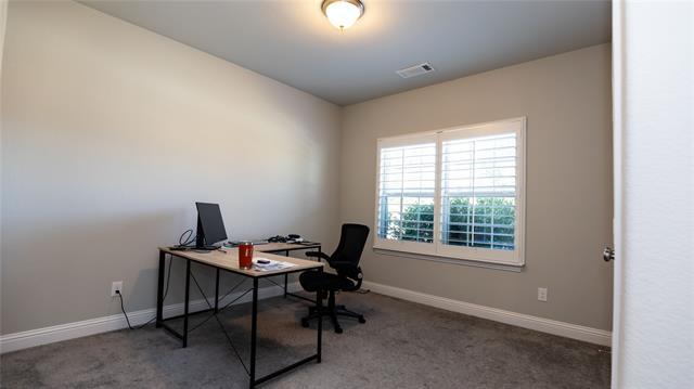 Foto del edificio - 761 Gray Wolf Dr
