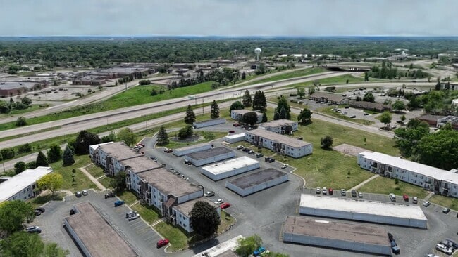  - Woodmere Apartments