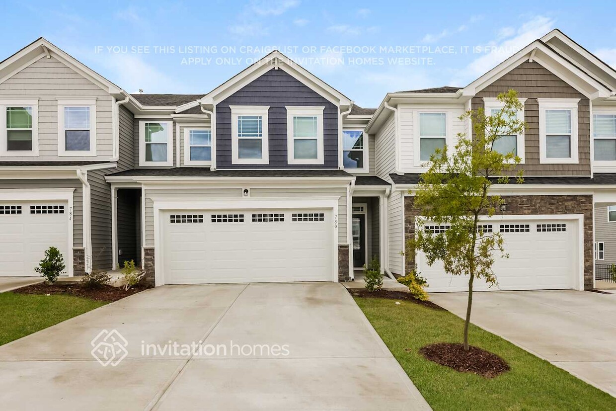 Primary Photo - 780 Amarra Dr