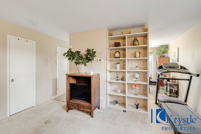 Foto del edificio - 138 Warwick Dr