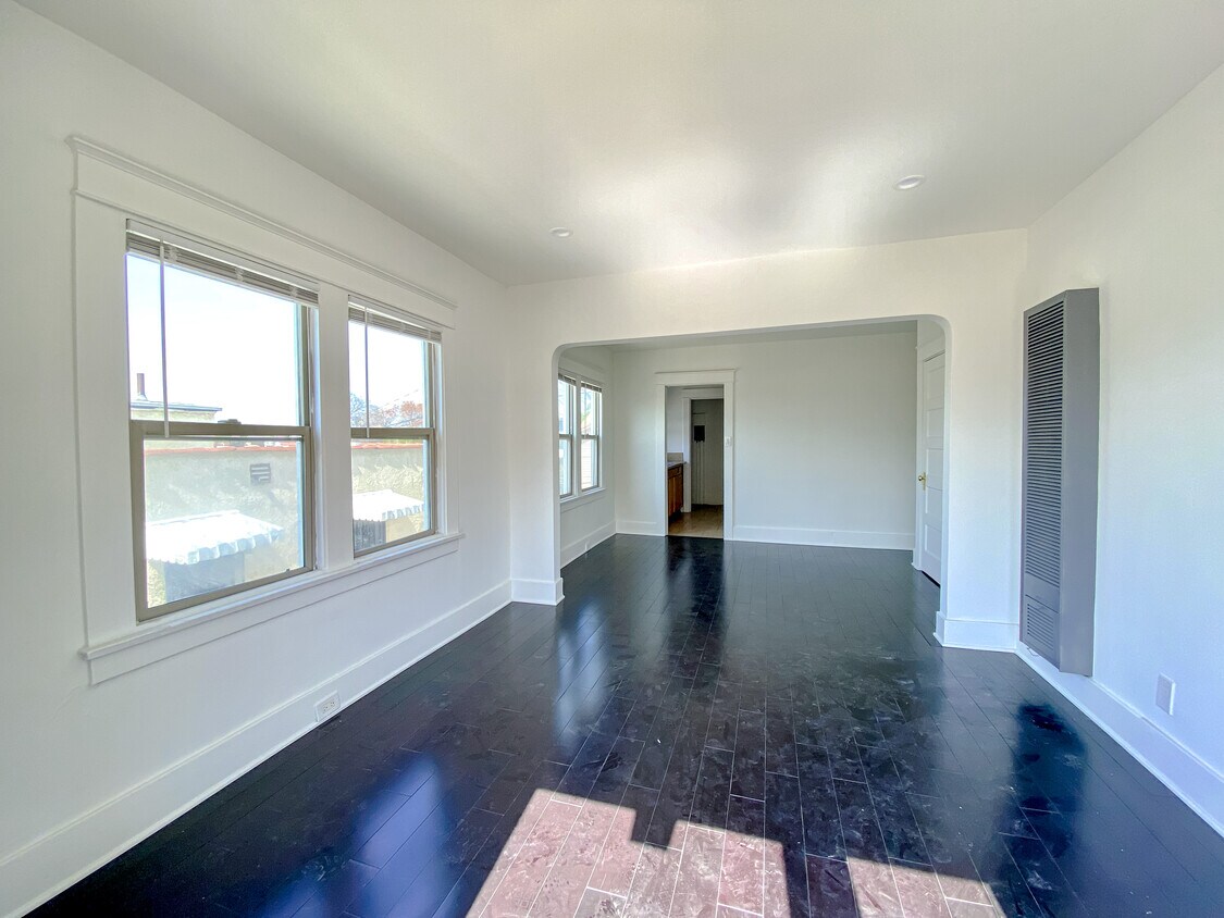 73 Apartments for Rent in Chinatown, CA Westside Rentals