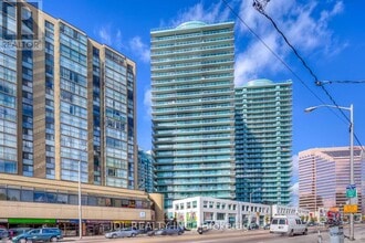 Building Photo - 5500-5500 Yonge St