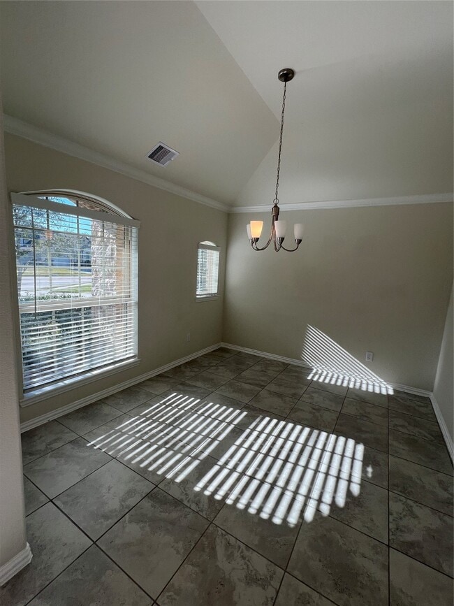 Building Photo - 4933 Spring Terrace Ln