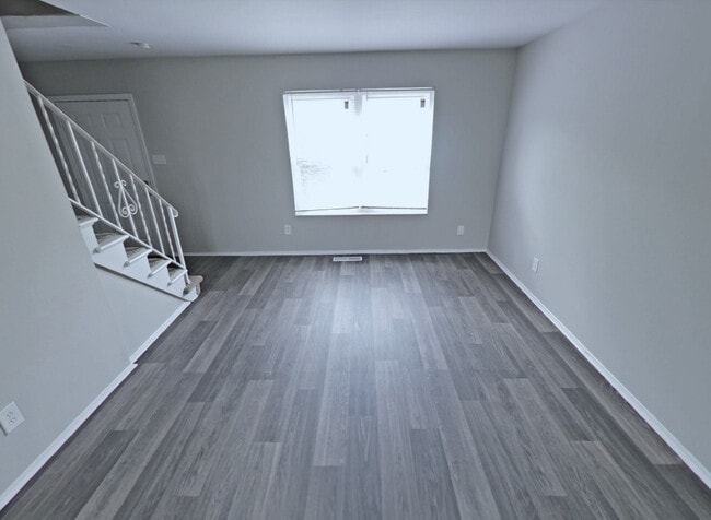 Foto del edificio - The Groves Apartments and Townhomes