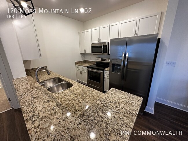 Building Photo - 120 Moss Mountain Ln