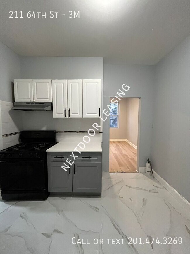 Building Photo - 211 64th St