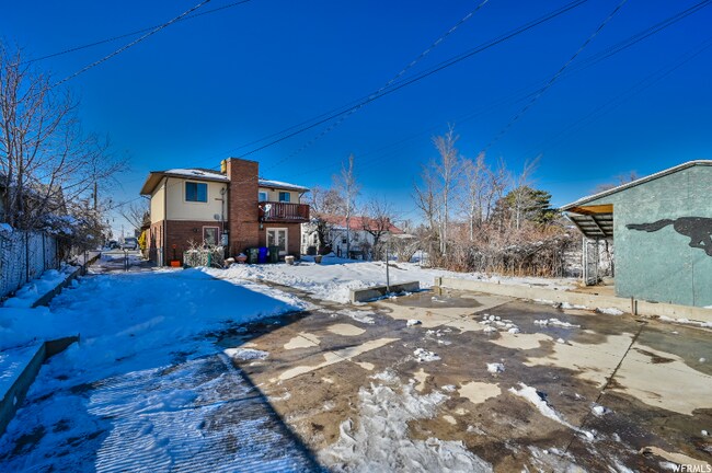 Building Photo - 610 N 1050 W