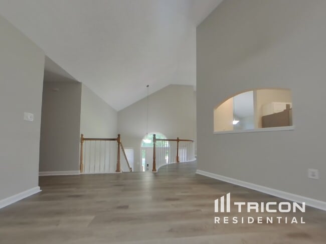 Building Photo - 3015 Brass Dr
